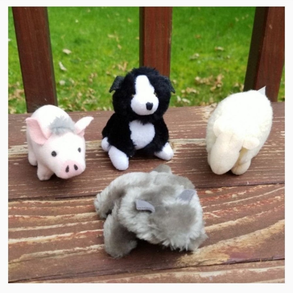 (4) SMALL 1995 BABE Stuffed Toys (Sheep, Pig, Dog & Cat)